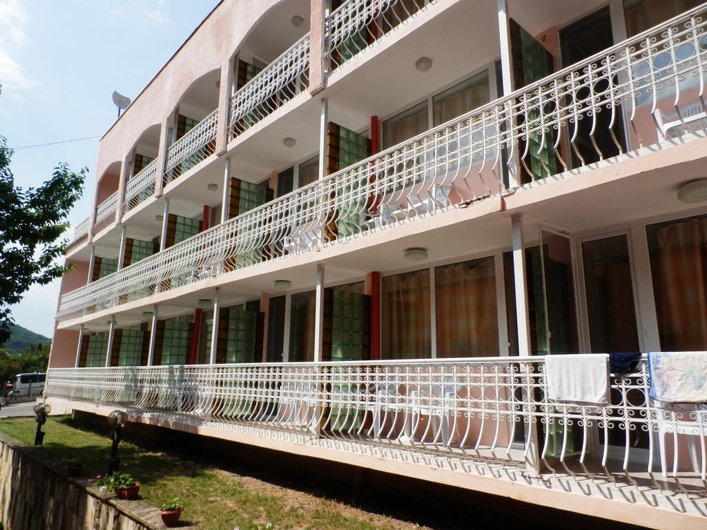 Olimpia Supersnab Hotel Balçık Dış mekan fotoğraf